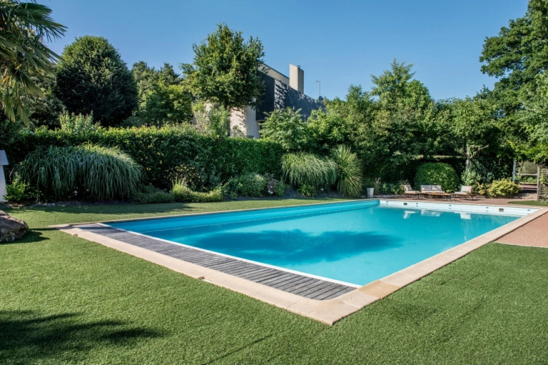 daniel Moquet pelouse jardin piscine 